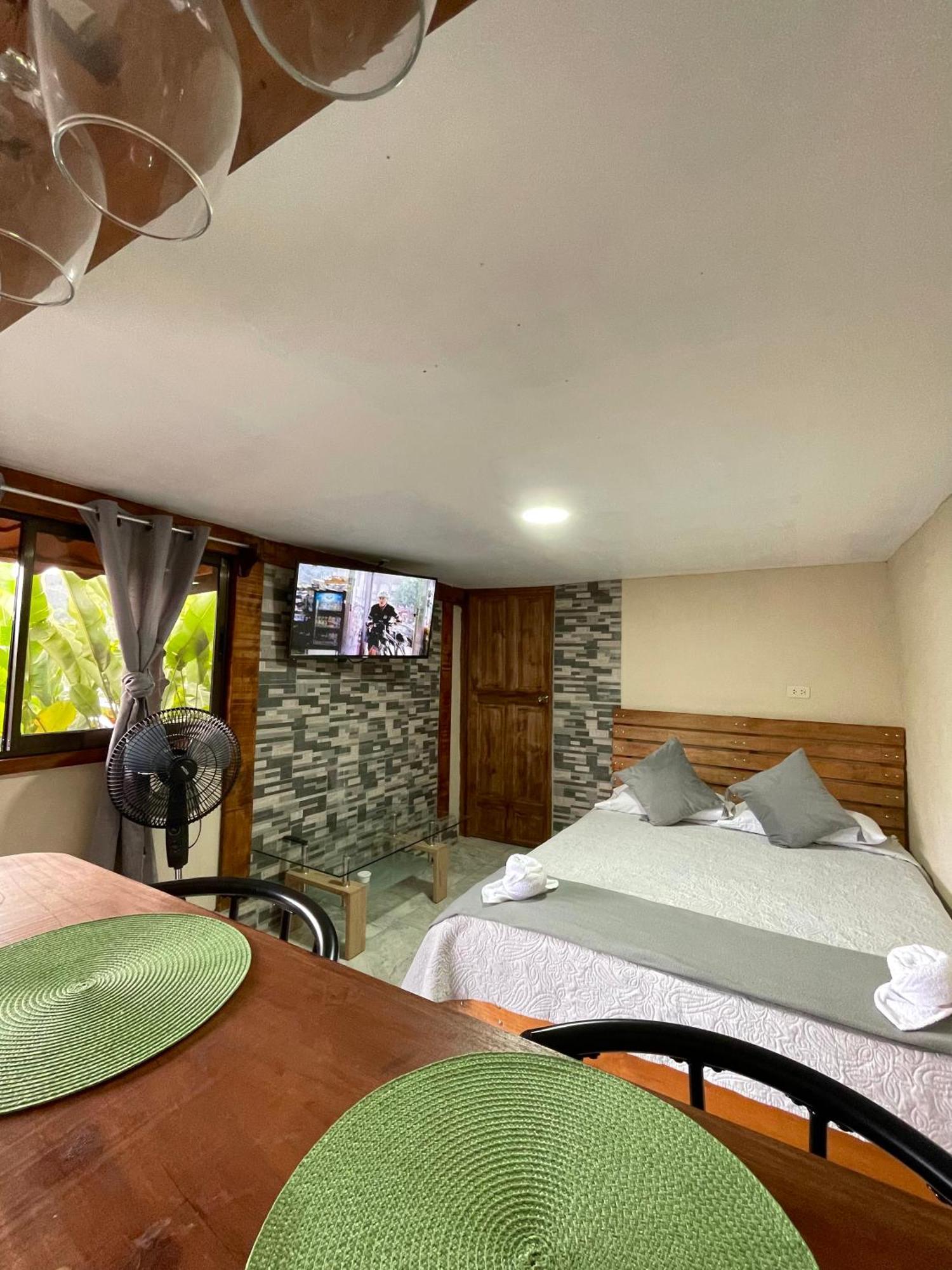 Dreams Lodge Orosi Cartago Eksteriør billede