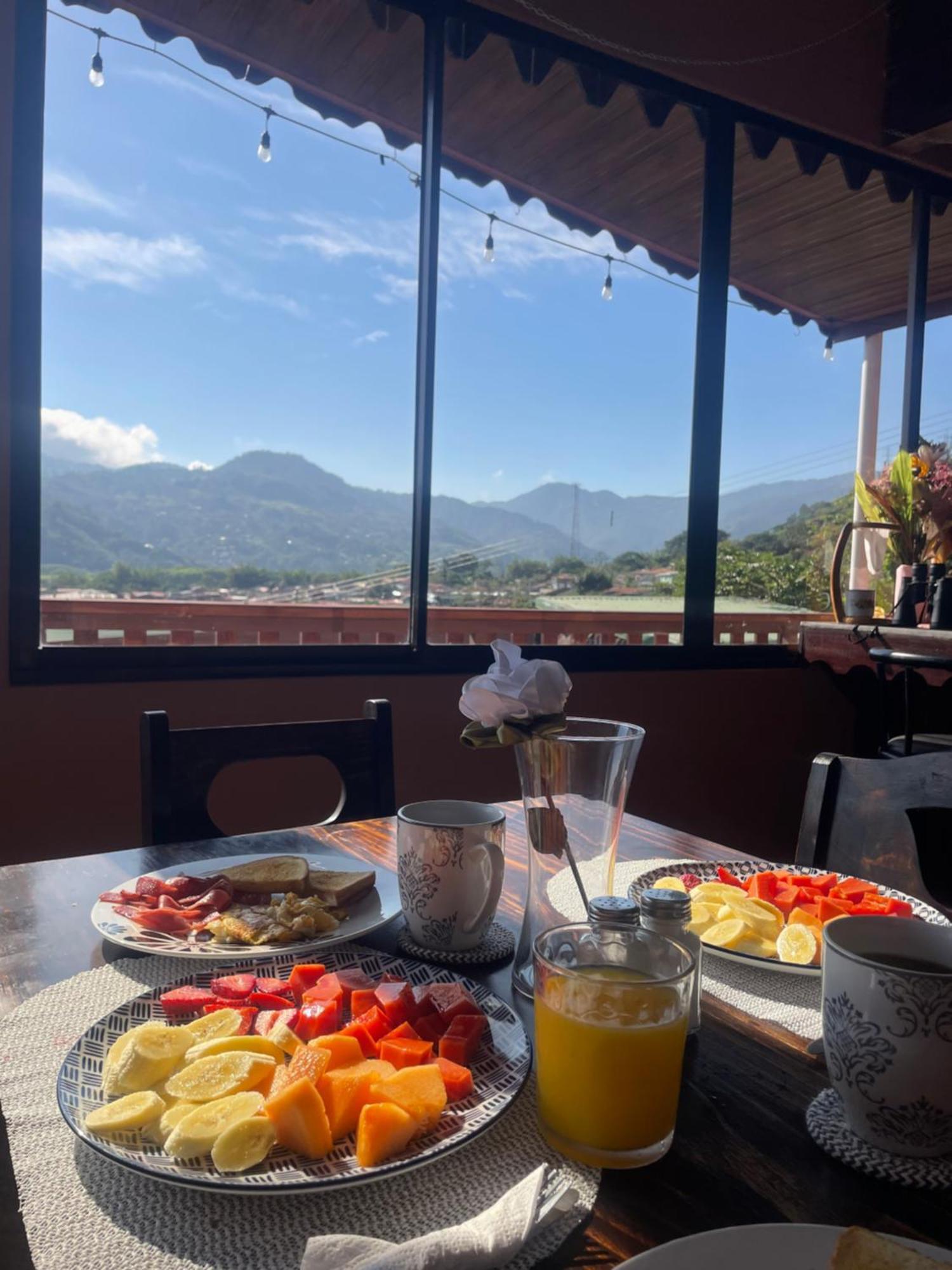 Dreams Lodge Orosi Cartago Eksteriør billede
